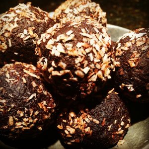 carob-coconut-date-balls